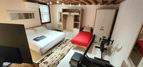 5 SCHEI DE MONA Best Holiday Apartment with Gym in Venice Cannaregio, Wenecja (zdjęcie 10)