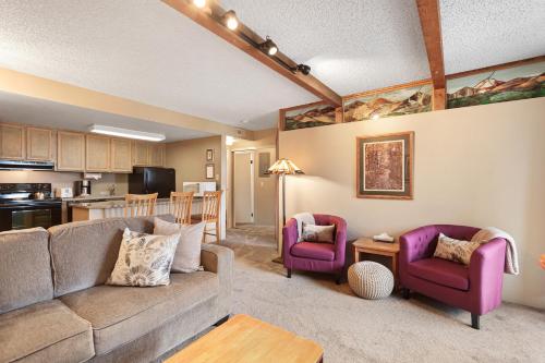Trails End 211 by Great Western Lodging in Breckenridge, USA
