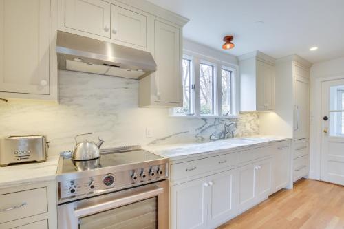 Charming Greenwich Escape Near Wooded Trails! Charming Greenwich Escape Near Wooded Trails!