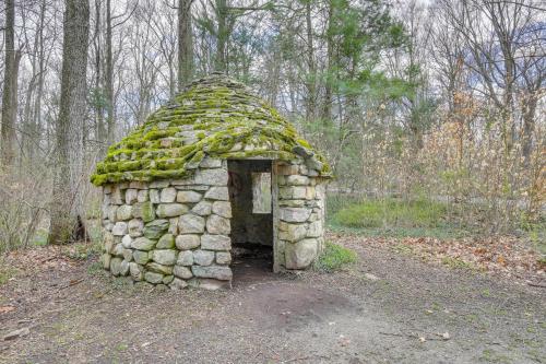 Charming Greenwich Escape Near Wooded Trails! Charming Greenwich Escape Near Wooded Trails!