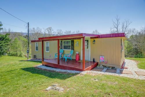 Waterfront Virginia Retreat w/ Canoe, Pets Welcome in Rileyville