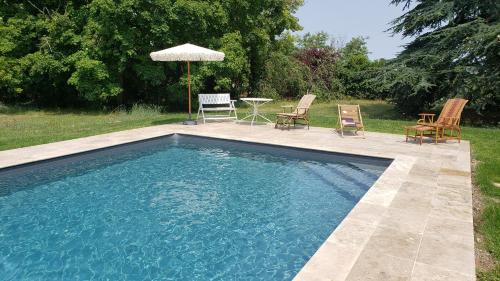 Nouveau! Propriété historique avec piscine, proche châteaux de la Loire et Futuroscope