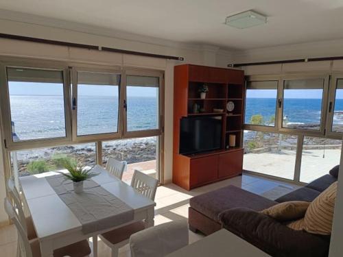 Apartamento en Arinaga en primera linea 1