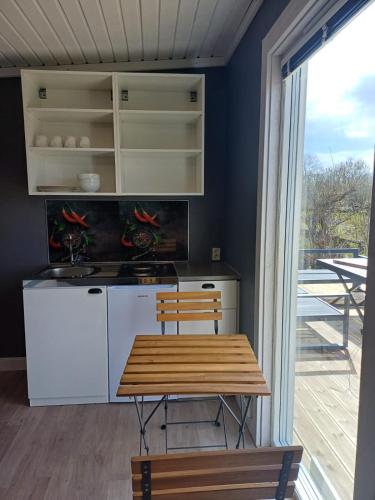 Klinta Seaview Cabin ensuite in Kopingsvik