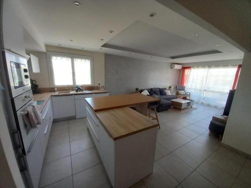 Appartement 1er étage, 66 m² - Location saisonnière - La Seyne-sur-Mer