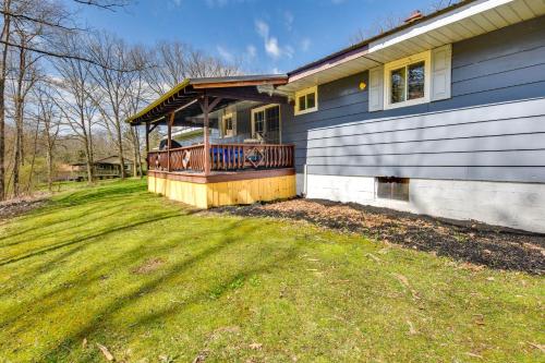 Cozy DuBois Home with Deck about 8 Mi to Treasure Lake! in دوبويز