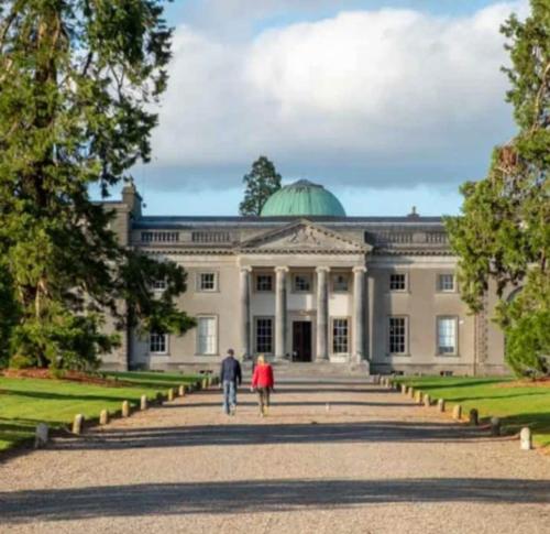 Nabij attractie, The Gate House, Kilmullen in Killenard