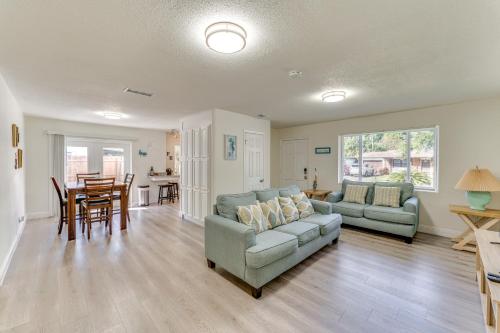 Game Room, Private Pool South Daytona Home! in South Daytona, USA