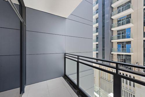 Vayk - Stunning Studio for Rent in Sobha Hartland - image 3