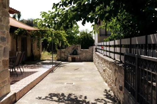 Εξοχικο Ολυμπιας κοντα στη Γορτυνα in Gortina