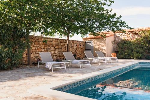 Villa Estelle, Timeless Design in Ancient Stone