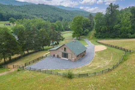 The Stables at Springhouse farm