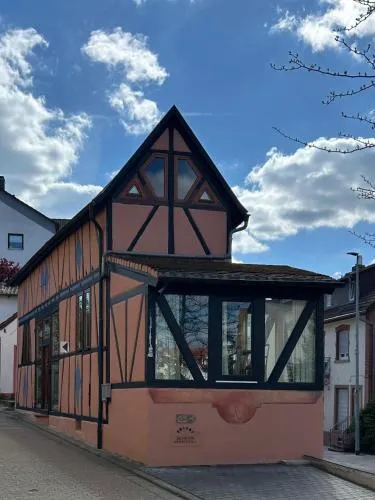Gemütliches Scheunenfachwerkhaus nahe Frankfurt mit Glasfaser und Klima in Bad Soden am Taunus, Deutschland