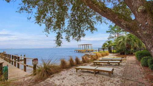 Dock of the Bay