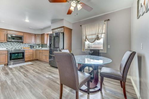Newly Remodeled Home in Storm Lake w/ Private Yard in Storm Järv (IA)