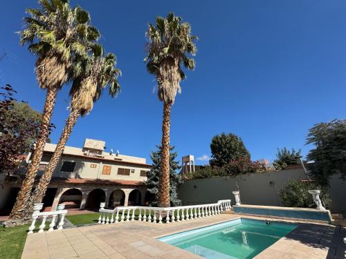 Fliphaus Wine Country - 9bd Mansion Heated Pool