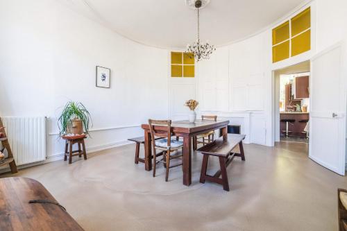 La Villa Lumière - 3 chambres (La Villa Lumiere - 3 chambres) in 蒂勒