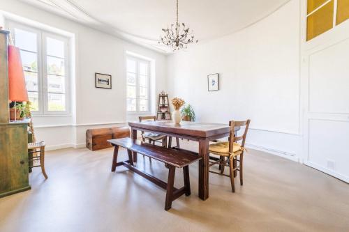 La Villa Lumière - 3 chambres (La Villa Lumiere - 3 chambres) in 蒂勒