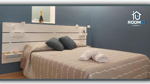 Room 10, Tarento