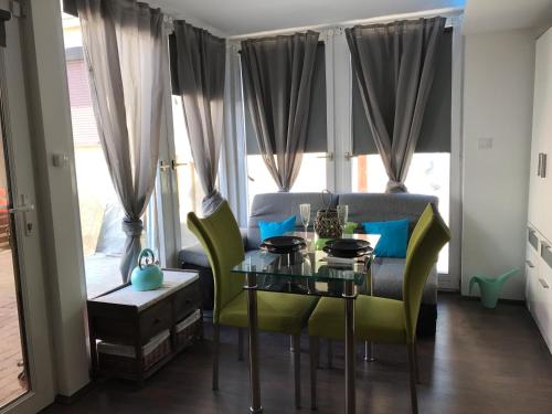 Smeraldo Home Fsz - image 3
