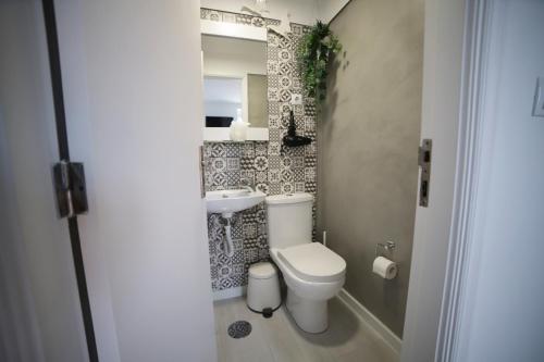 Double Room image 10