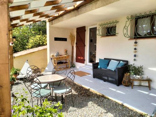 Studio avec terrasse au calme - Chambre d'hôtes - Hyères