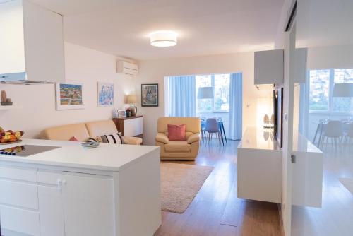 Rory apartment