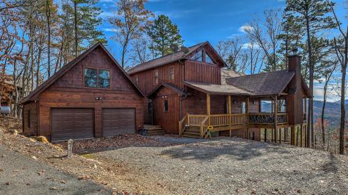 Moondance Manor in Morganton, USA