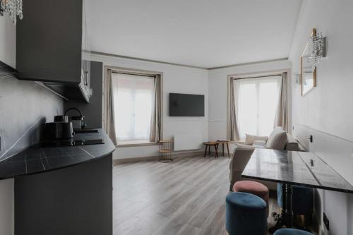 Charm and comfort with AC in the 17th - Location saisonnière - Paris
