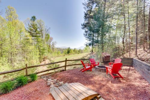 Ellijay Hideaway with Hot Tub, Views and Game Room!