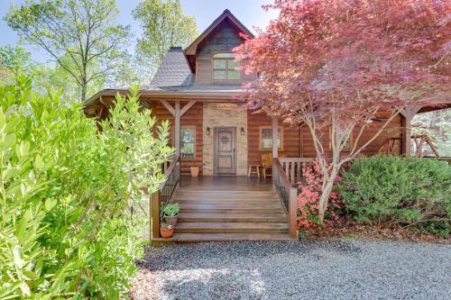 Ellijay Hideaway with Hot Tub, Views and Game Room!