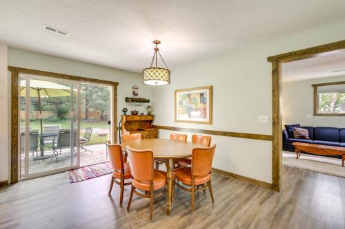 Cottage with Yard and Grill about 21 Mi to Hocking Hills! in Nelsonville, USA
