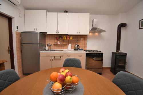 One-Bedroom Holiday Home image 6