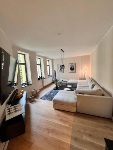 PREMIUM Apartment in Magdeburg Stadtfeld Ost mit 2 Schlafzimmern & Stellplatz