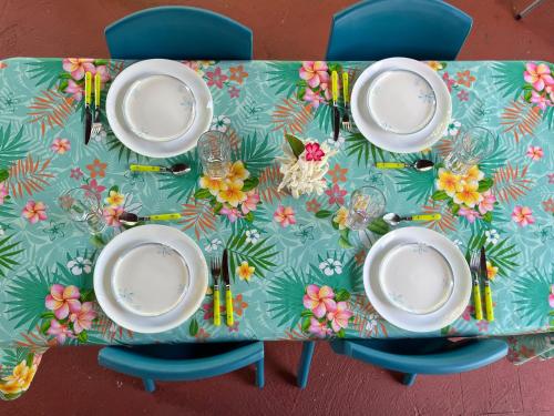 Létesítmények, Fare Maire Tautira in Tautira