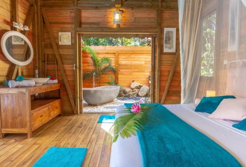 Au Jardin Des Colibris Ecolodge&Spa in Deshaies