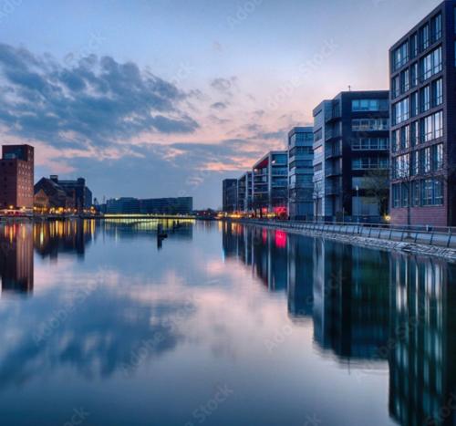 City Apartment Duisburg 2#Netflix &Wlan &Kingsize Bett &Central