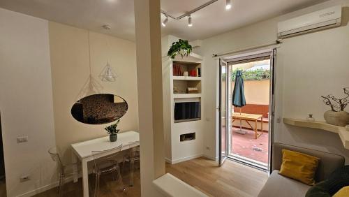 Appartamento con giardino centocelle metro c, Рим (фото 4)