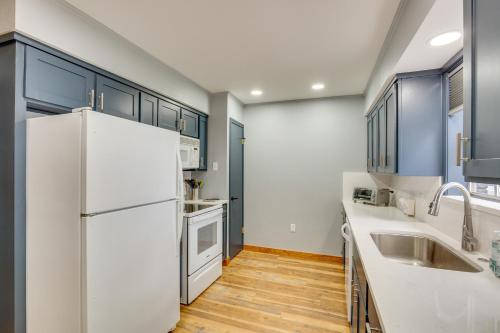 Cedar Creek Lakefront Home with Dock and Game Room! - image 7