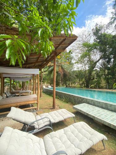 Island Casitas Siquijor in เกาะซีกีคอร์