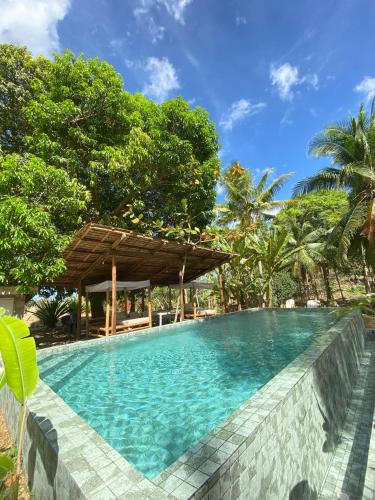 Island Casitas Siquijor in เกาะซีกีคอร์