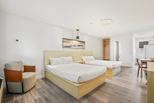 Saga Resort Room Type -  2 QUEEN BEDS SUITE