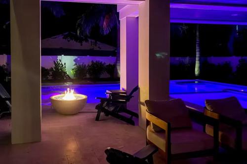 Tropical Gulf View Estate - Anna Maria, FL in Anna Maria, USA