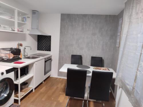 廚房, Ferienwohnung Rhein-Main II in 美茵河畔富樂紳