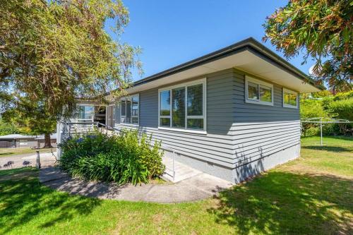 ทัศนียภาพภายนอกโรงแรม, Te Moenga Treasure - Acacia Bay in อ่าวอาคาเซีย