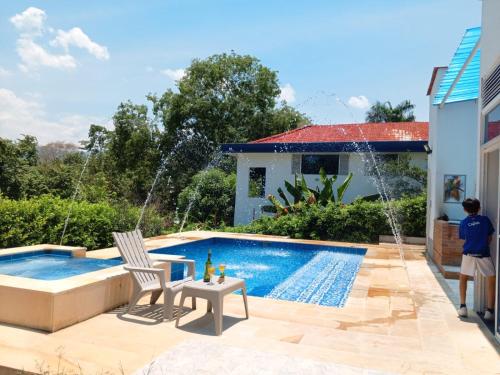 Hermosa casa de descanso en Tocaima