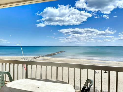 Bel Appartement F2 en 1ère Ligne avec Ascenseur - 4 Pers - Palavas-les-Flots - FR-1-715-88 - Apartment - Palavas-les-Flots