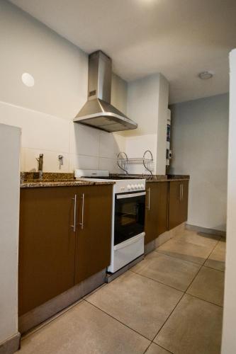 keuken, 4) Hermoso departamento cómodo y equipado! (4) Hermoso departamento comodo y equipado!) in Godoy Cruz