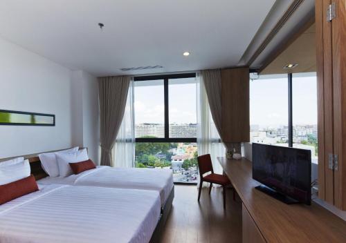room detail thumbnail 0