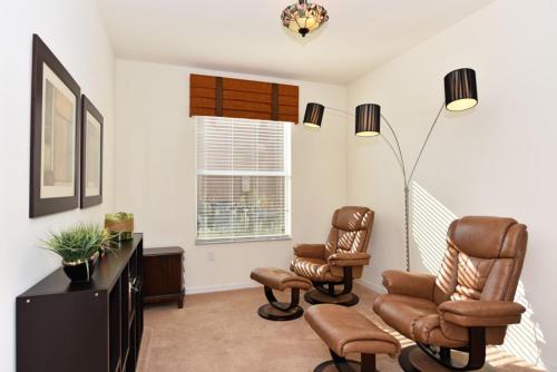 Last Minute Disney Getaway! Private Pool, Hot Tub & Games Room. Book Now! #17608 in Orlando, USA